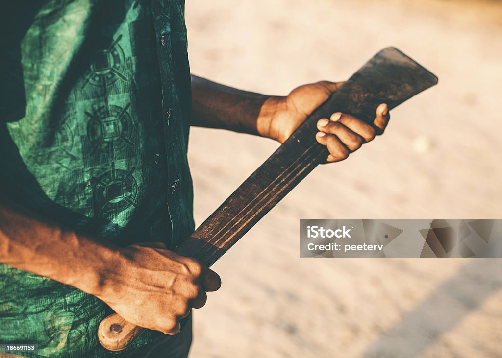 Homem africano segurando machete. - Royalty-free Machete Foto de stock