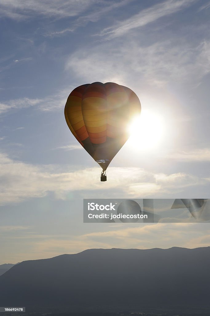 Balon na ogrzane powietrze - Zbiór zdjęć royalty-free (Balon na ogrzane powietrze)