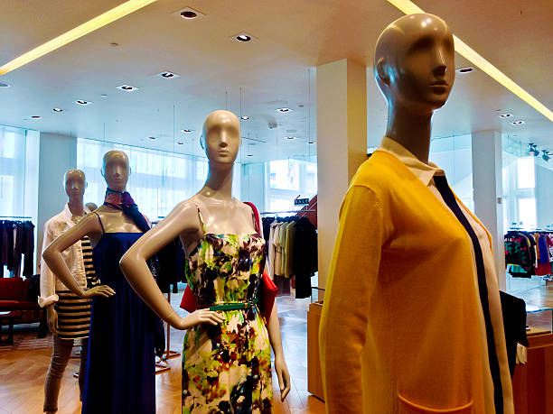 istock Mannequin at fashion store 186693496