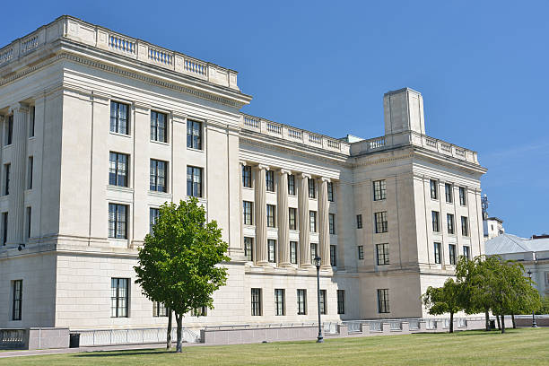 istock Annex of New Jersey State House 186694874