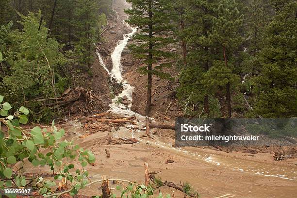 Diapositiva Estes Park De Barro Colorado Foto de stock y más banco de imágenes de Deslizamiento de tierras - Deslizamiento de tierras, Accidentes y desastres, Aire libre