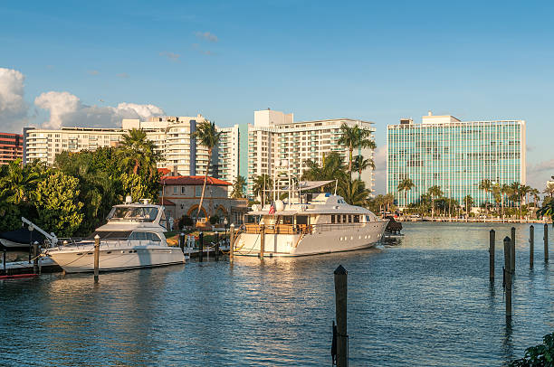 luksus w miami - full length florida tropical climate residential structure zdjęcia i obrazy z banku zdjęć