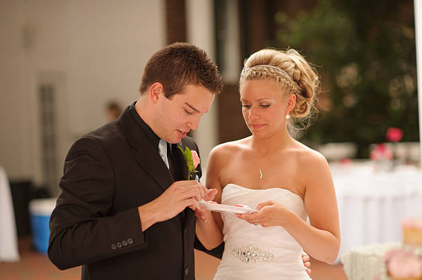 istock Husband and Wife Eating Cake 186696255