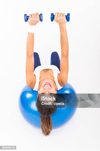 Foto de Treinamento Bancohaltere e mais fotos de stock de Adulto - Adulto, Banco - Assento, Banco de Exercícios