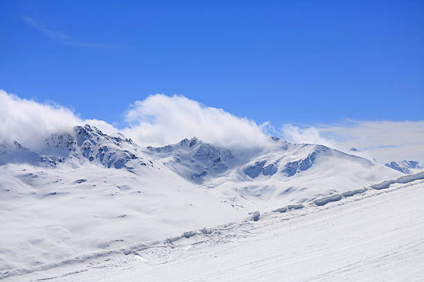 istock High mountain snowy  landscape 186697548
