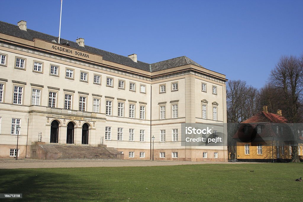 Los círculos académicos Sorana/Sorø Akademi - Foto de stock de Aire libre libre de derechos