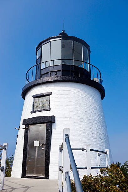 coruja de farol de cabeça em camden, maine - new england camden maine lighthouse maine imagens e fotografias de stock