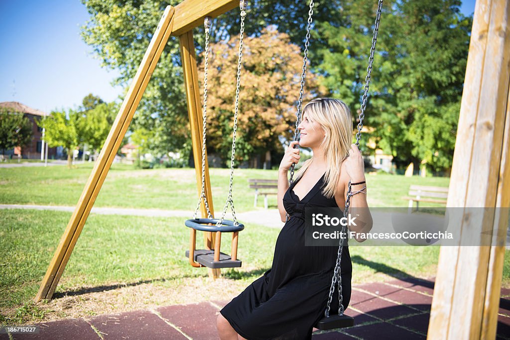 Schöne schwangere Frau - Lizenzfrei Bauch Stock-Foto