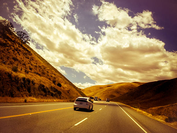 istock Californian Landscape 186715110