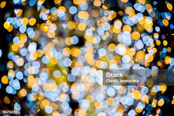 Nieostry Boże Narodzenie Światła W Tle - zdjęcia stockowe i więcej obrazów Abstrakcja - Abstrakcja, Bez ludzi, Boże Narodzenie