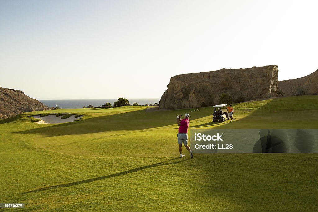 Homens Idosos jogando golfe - Foto de stock de Amizade royalty-free