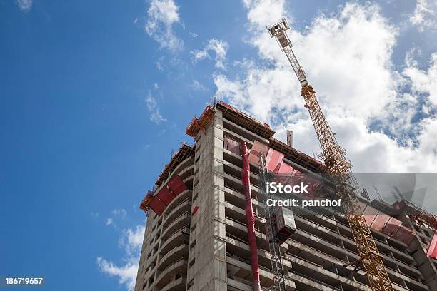 Costruzione Di Edifici - Fotografie stock e altre immagini di Acciaio - Acciaio, Ambientazione esterna, Appartamento