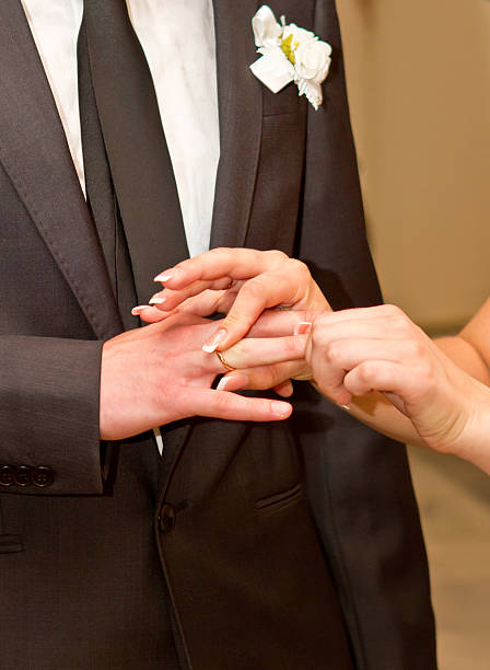 istock the bride and groom 186728298
