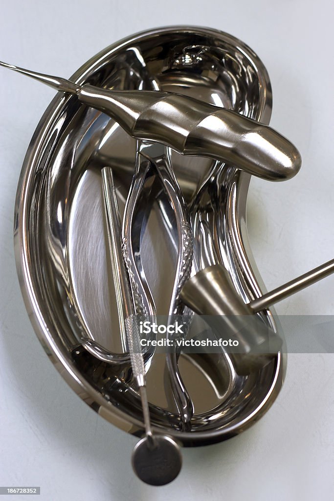 Набор металлических Стоматологическое Медицинское оборудование для - Стоковые фото Вертикальный роялти-фри