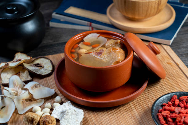 istock Stewed snow pear Soup with Rock Sugar 1867321329