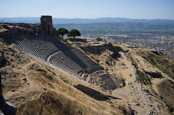 istock Theater of Pergamon, Turkey 186734973