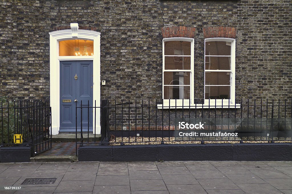 Hôtel de Dublin avec Porte bleue - Photo de Architecture libre de droits