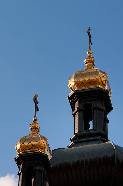 istock Heads of Cathedral 186739564