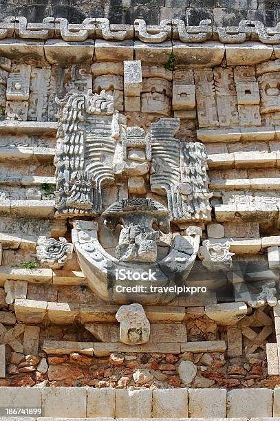 Uxmal Meksyk Governors Pałac Kamień Sztuka Nad Budowa Wejście - zdjęcia stockowe i więcej obrazów Governor's Palace - Uxmal