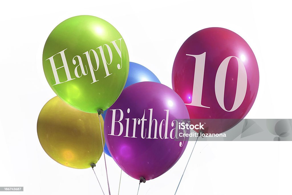 Buon Compleanno Palloncini Di 10 Anni - Fotografie stock e altre immagini  di Compleanno - Compleanno, Numero 10, Adolescente - iStock