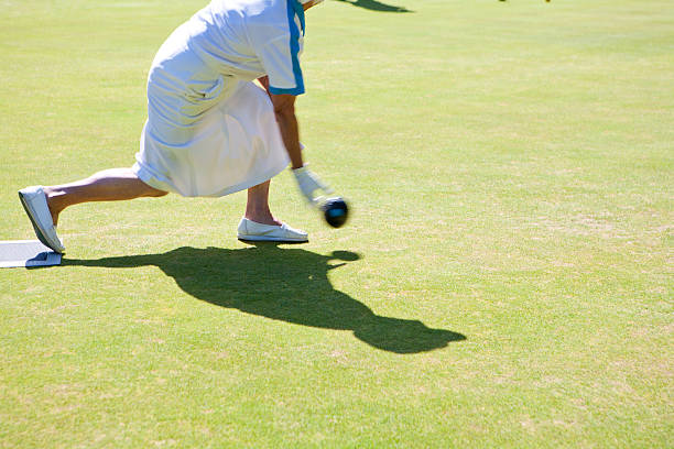 istock Senior lawn bowling on this sunny day 186743866