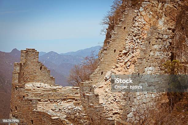 Przerwa Wielki Mur W Jiankou - zdjęcia stockowe i więcej obrazów Azja - Azja, Chiny, Chmura
