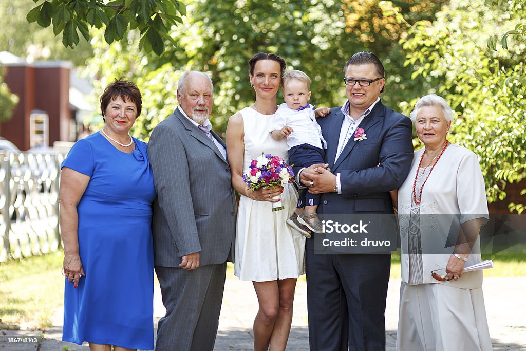 Foto de grupo de bodas - Foto de stock de Abuela libre de derechos