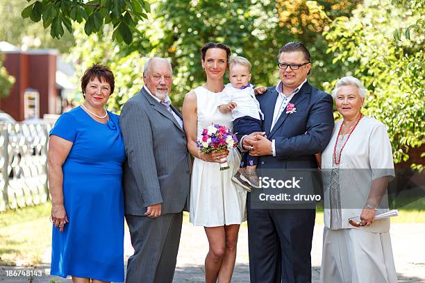 Foto de Fotografia De Grupo De Casamento e mais fotos de stock de Adulto - Adulto, Amor, Avó