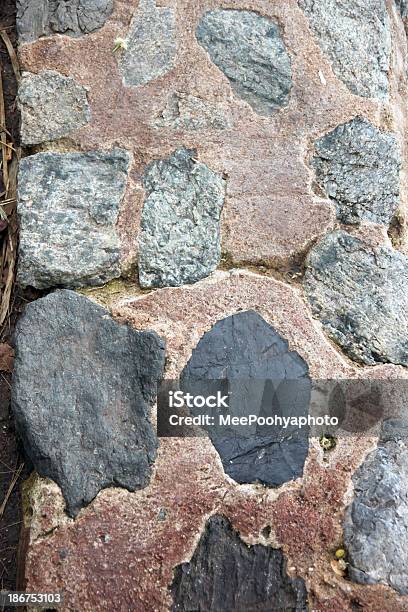 Foto de Parede De Pedra De Fundo e mais fotos de stock de Armação de Construção - Armação de Construção, Arquitetura, Bloco