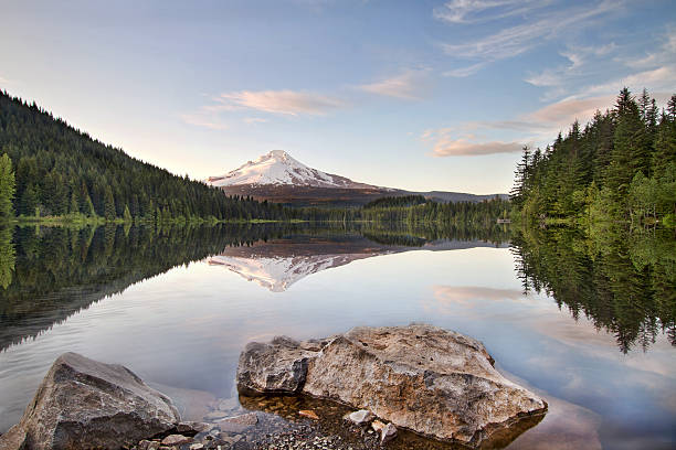 istock Mount Hood at Trillium Lake 186754005
