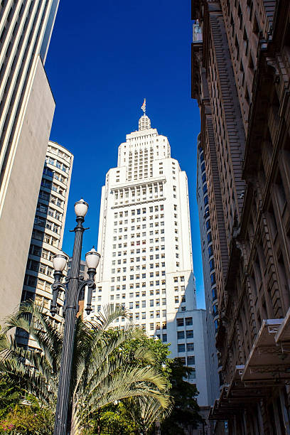 istock Banespa Building 186759173