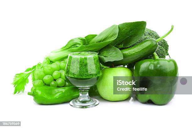 다양한 신선한 채소 및 녹색 주스 흰색 바탕에 흰색 배경 0명에 대한 스톡 사진 및 기타 이미지 - 0명, 건강관리와 의술, 건강한 식생활