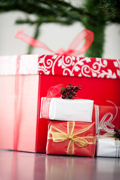istock Beautifully Wrapped Christmas Presents 186760254