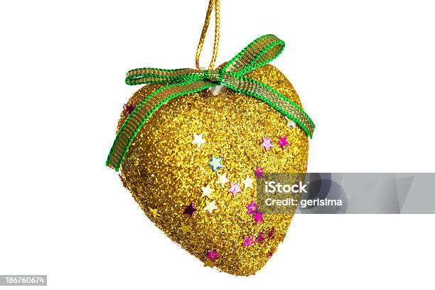Decoração De Natal De Coração - Fotografias de stock e mais imagens de Amor - Amor, Arte e Artesanato - Arte visual, Bola de Árvore de Natal