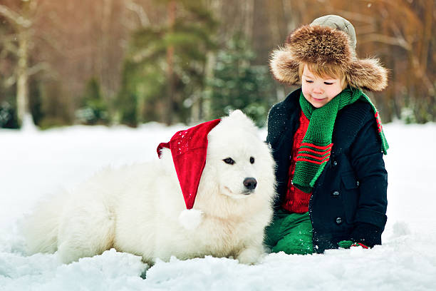 istock Friends in winter park 186762592