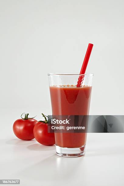 Photo libre de droit de Jus De Tomate Frais banque d'images et plus d'images libres de droit de Jus de tomate - Jus de tomate, Aliments et boissons, Bien-être