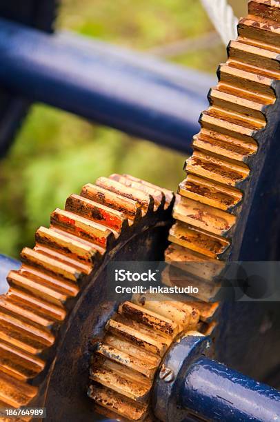 Foto de Rusty Gears e mais fotos de stock de Antigo - Antigo, Aço, Comunicação