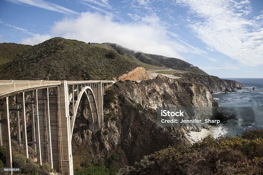 Ponte de Bixby em Big Sur, Califórnia - Foto de stock de Ajardinado royalty-free