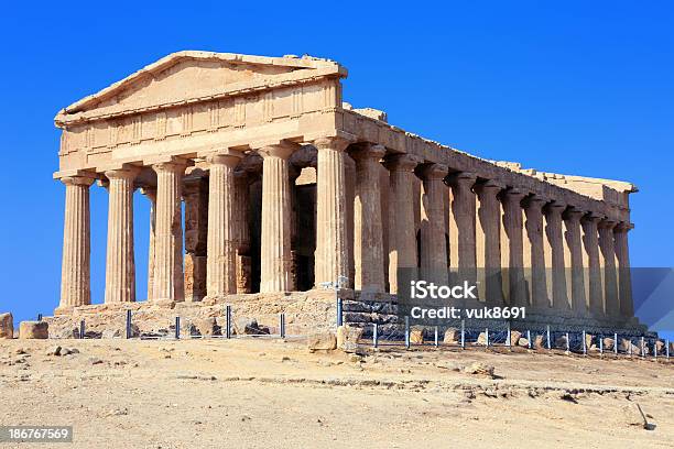 Foto de Templo De Concordia e mais fotos de stock de Agrigento - Agrigento, Cultura Grega, Estilo Grego Clássico