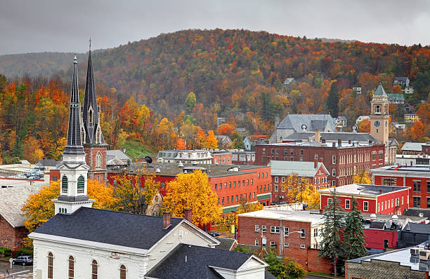 istock Autumn in Vermont 186768066