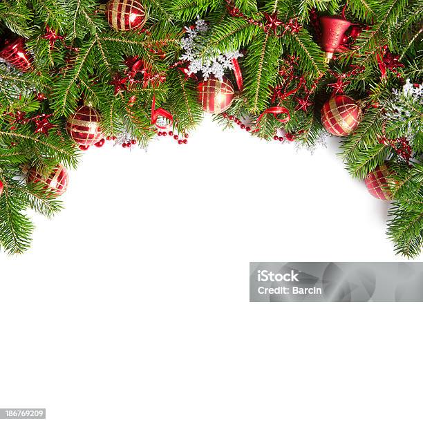 Рождественский Гирлянда — стоковые фотографии и другие картинки Обрамление - Обрамление, Рождество, Ёлочная ветка