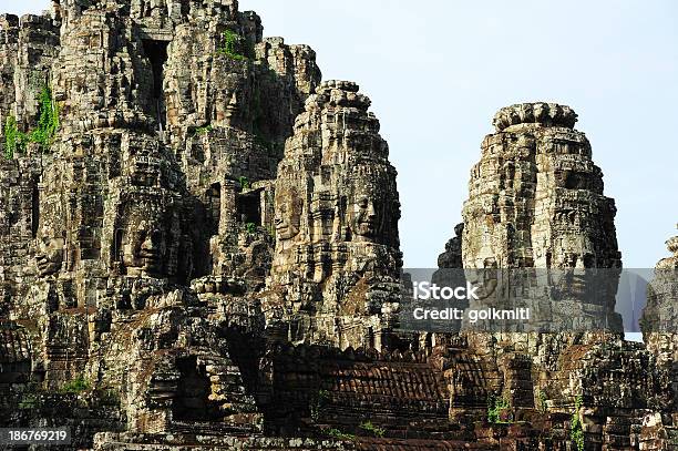 Foto de Angkor Templo De Bayon De Angkor Thom No Camboja e mais fotos de stock de Angkor - Angkor, Arqueologia, Arquitetura