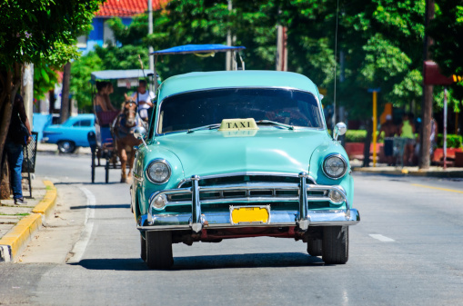 A cuban taxi.