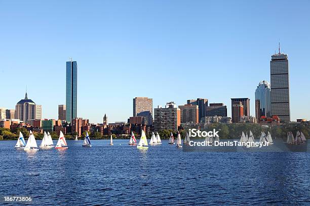 Żeglarstwo Boston Masssachusetts - zdjęcia stockowe i więcej obrazów Boston - Stan Massachusetts - Boston - Stan Massachusetts, Łódź żaglowa, Żeglarstwo