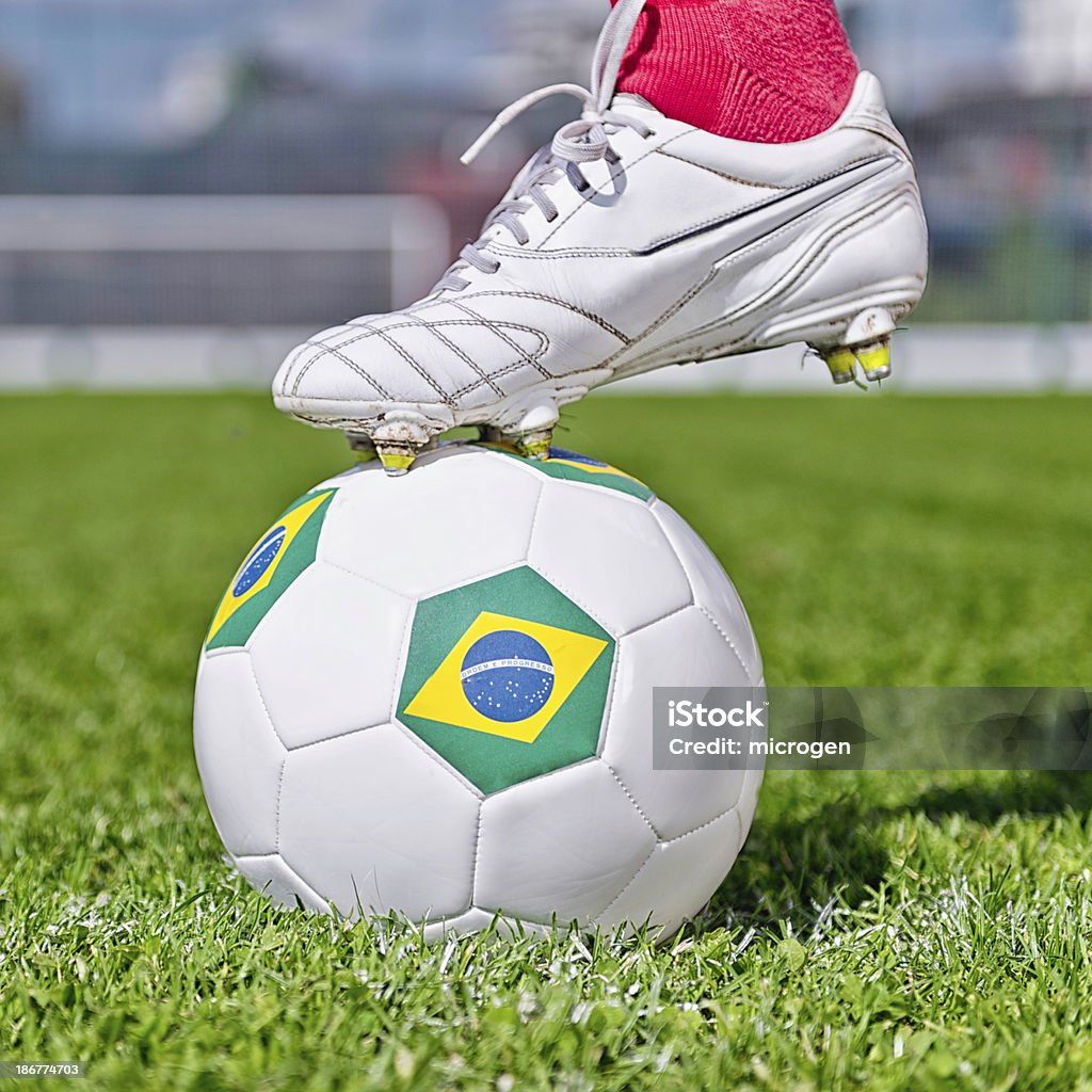 Coup d'envoi de la Coupe du monde de - Photo de Chaussures à crampons libre de droits