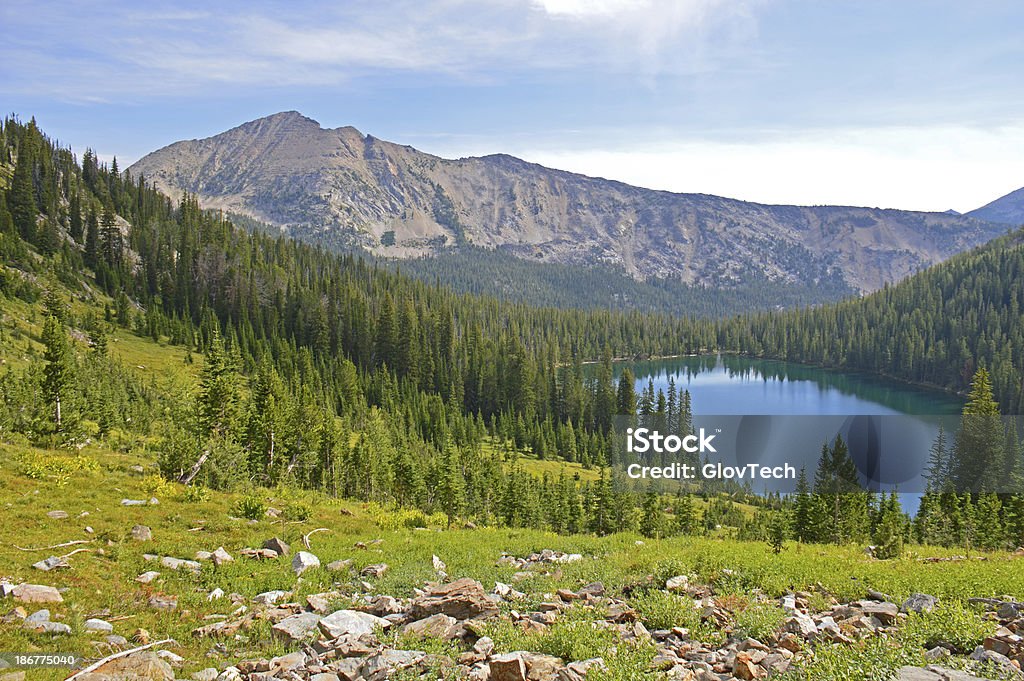 Electric Peak und See Rainbow Lake - Lizenzfrei Montana Stock-Foto