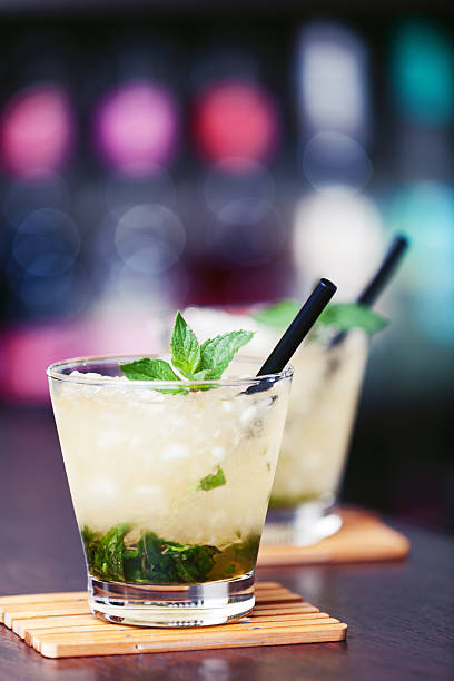 istock Cocktails collection - Mint Julep 186779134