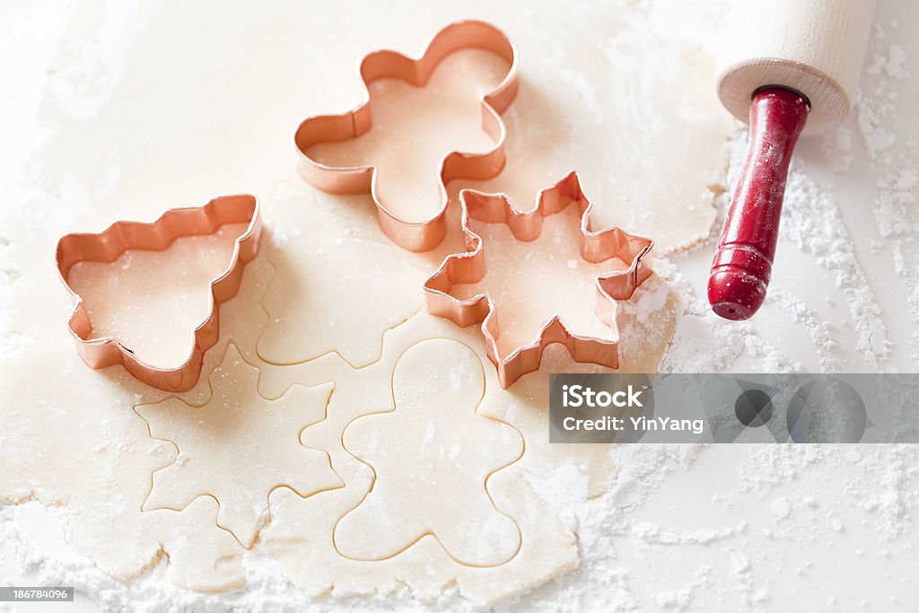 Processo di cottura Natale biscotti pasta Hz, taglio - Foto stock royalty-free di Cucina