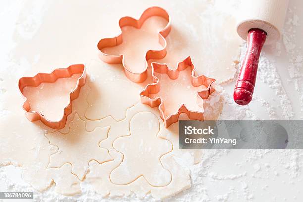 Processo Di Cottura Natale Biscotti Pasta Hz Taglio - Fotografie stock e altre immagini di Cucina