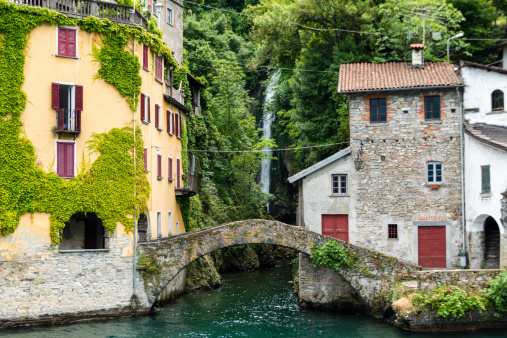 In the small quaint village of Nesso on Lake Como, Italy there is a hidden waterfall that can be seen from the lake.